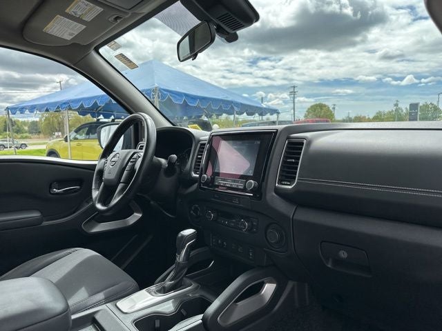 2023 Nissan Frontier SV