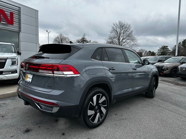 2025 Volkswagen Atlas Cross Sport 2.0T SE w/Technology