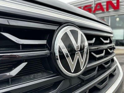 2025 Volkswagen Atlas Cross Sport 2.0T SE w/Technology