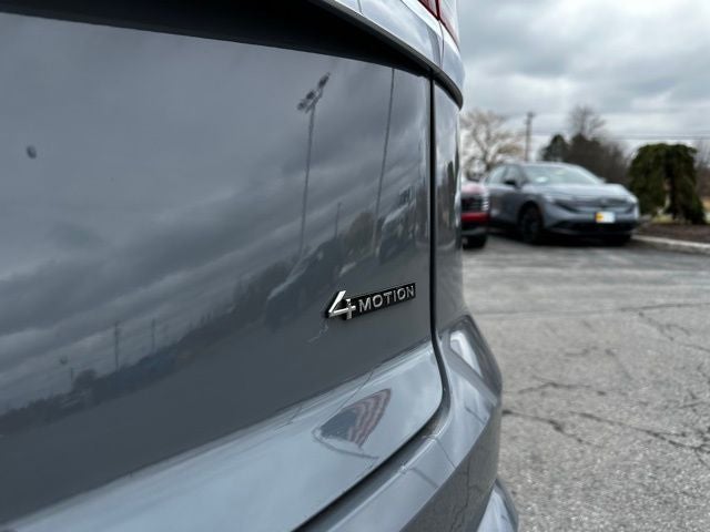 2025 Volkswagen Atlas Cross Sport 2.0T SE w/Technology