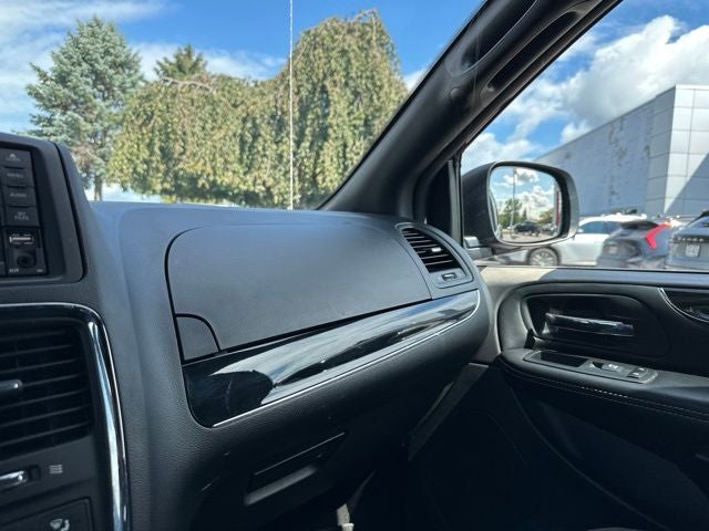 2019 Dodge Grand Caravan SE Plus