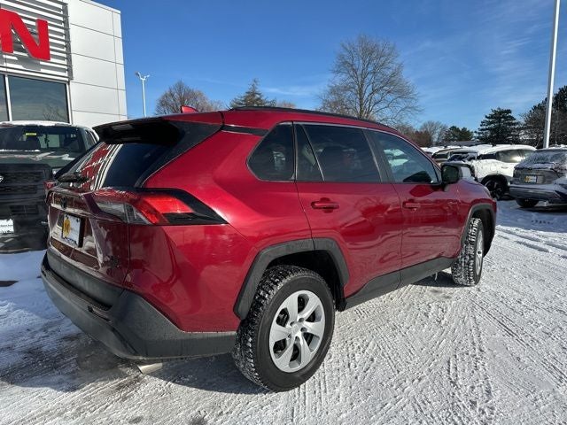 2021 Toyota RAV4 LE