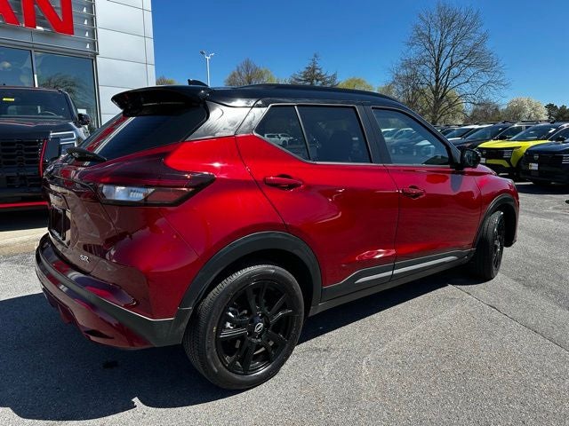 2024 Nissan Kicks SR