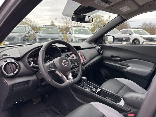 2023 Nissan Kicks SR