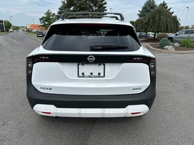 2026 Nissan Kicks SV