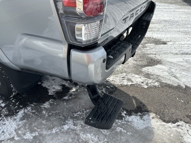 2022 Toyota Tacoma TRD Sport V6