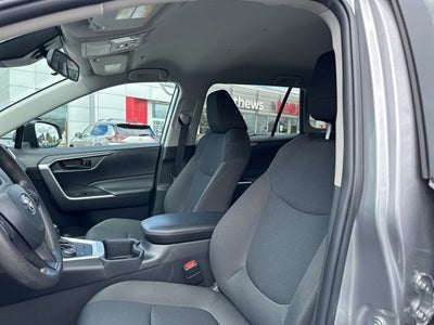 2023 Toyota RAV4 Hybrid LE