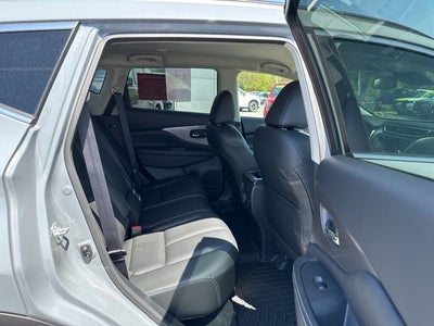 2023 Nissan Murano SV