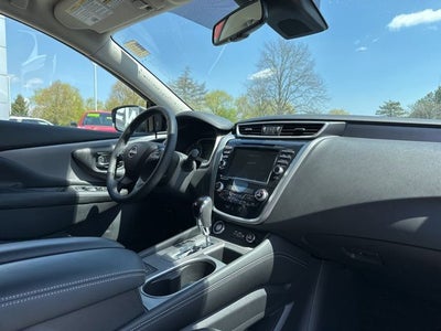 2023 Nissan Murano SV