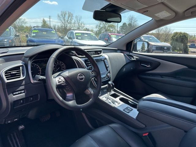 2023 Nissan Murano SV