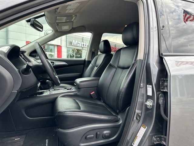 2020 Nissan Pathfinder SL