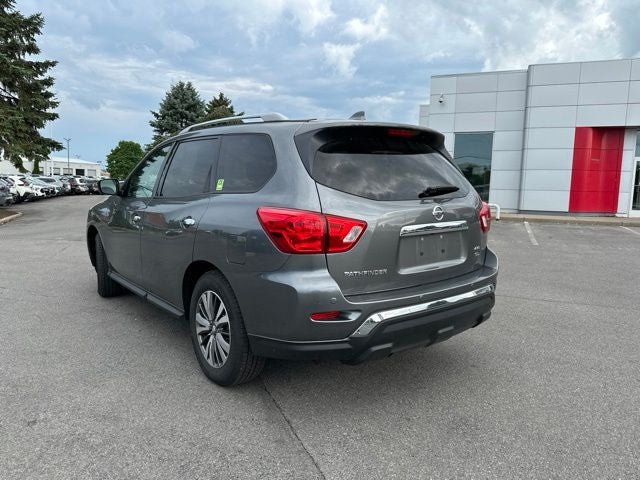 2020 Nissan Pathfinder SL