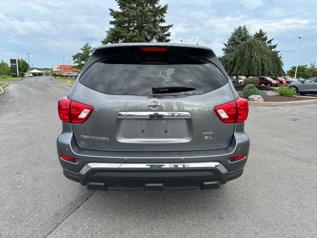 2020 Nissan Pathfinder SL
