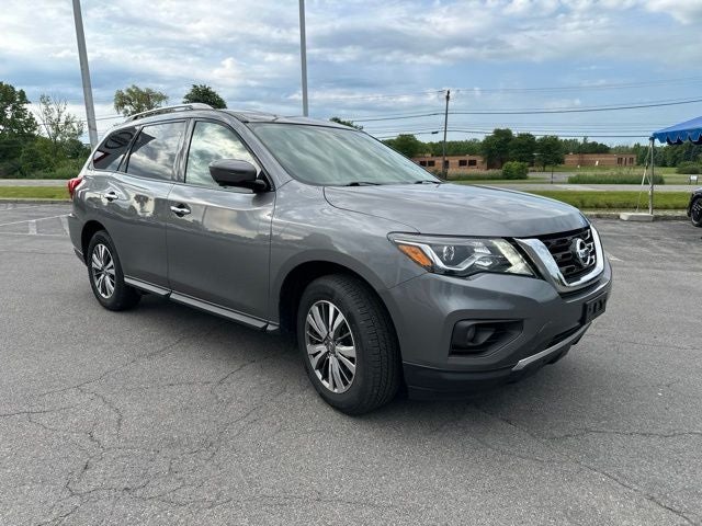 2020 Nissan Pathfinder SL