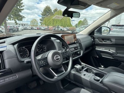 2024 Nissan Pathfinder S