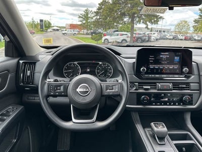 2024 Nissan Pathfinder S