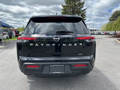 2024 Nissan Pathfinder S
