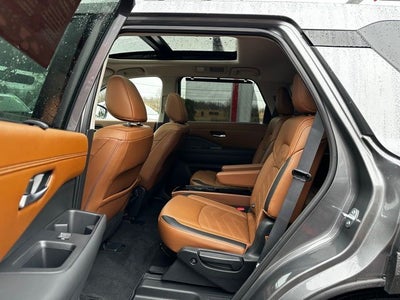 2024 Nissan Pathfinder Platinum