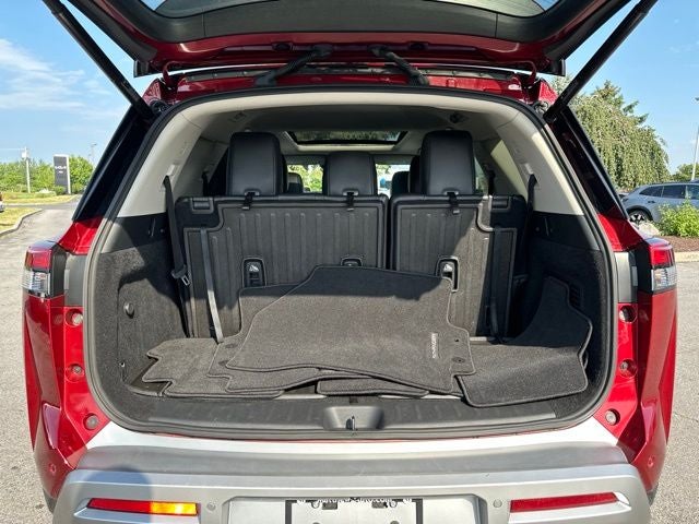 2022 Nissan Pathfinder Platinum