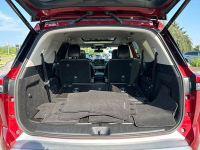 2022 Nissan Pathfinder Platinum