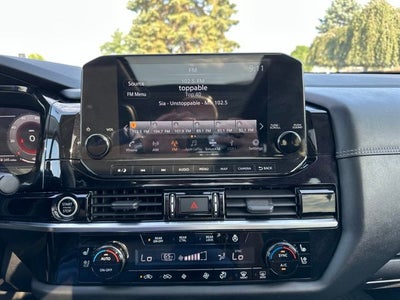 2022 Nissan Pathfinder Platinum