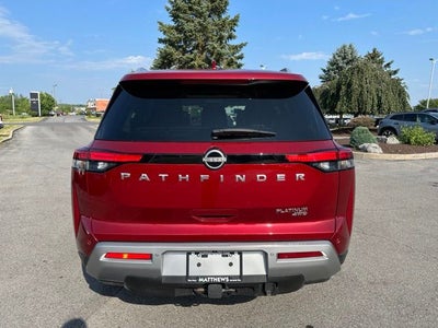 2022 Nissan Pathfinder Platinum