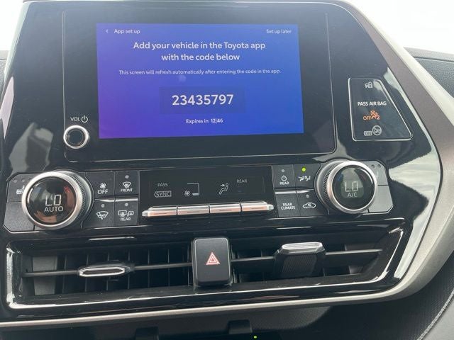 2024 Toyota Highlander XLE