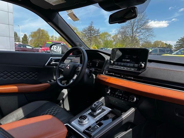 2023 Mitsubishi Outlander SEL 40th Anniversary