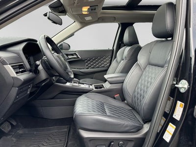 2024 Mitsubishi Outlander SEL