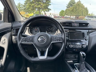 2020 Nissan Rogue Sport SV