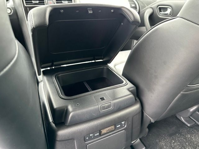 2023 Nissan Armada SV