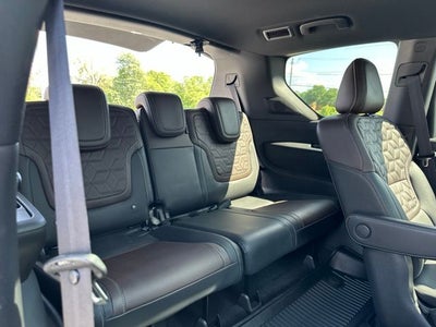 2025 Nissan Armada Platinum