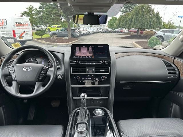2024 INFINITI QX80 Premium Select