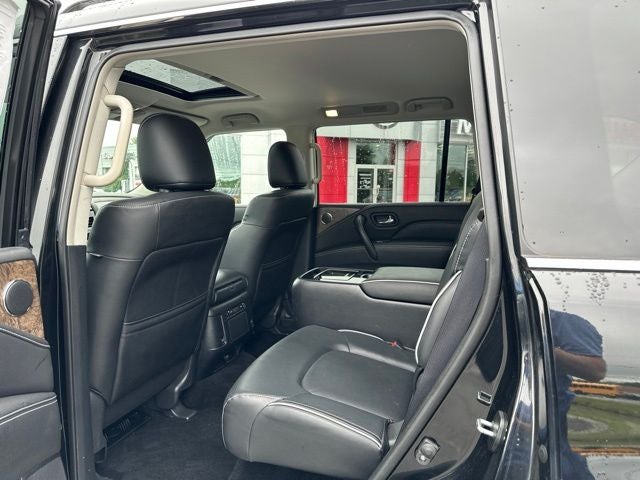 2024 INFINITI QX80 Premium Select