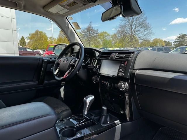 2022 Toyota 4Runner TRD Off-Road