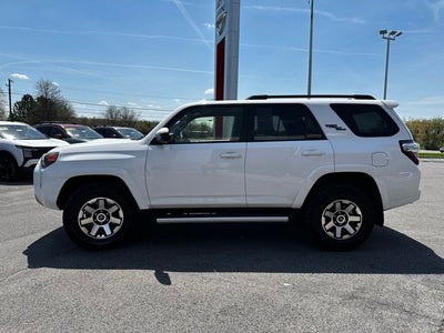 2022 Toyota 4Runner TRD Off-Road