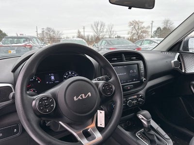2022 Kia Soul LX