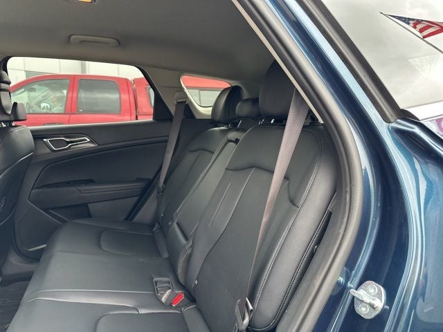 2025 Kia Sportage Hybrid EX