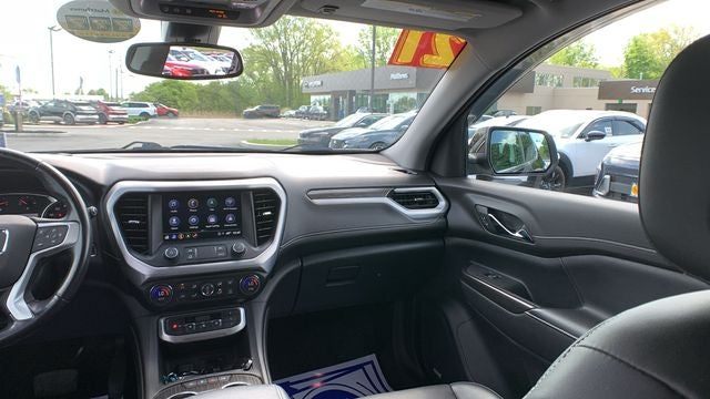 2021 GMC Acadia SLT