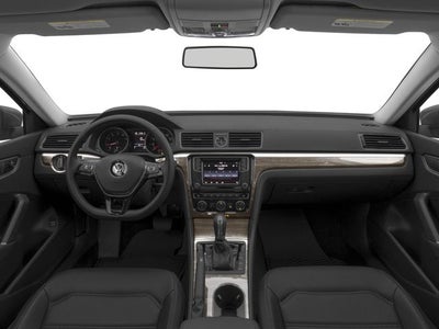 2018 Volkswagen Passat 2.0T R-Line
