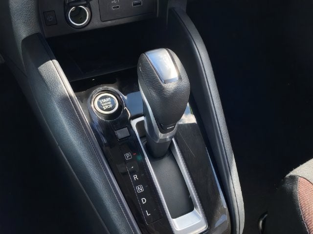 2024 Nissan Versa 1.6 SR