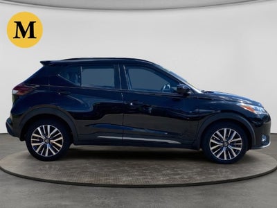 2021 Nissan Kicks SR
