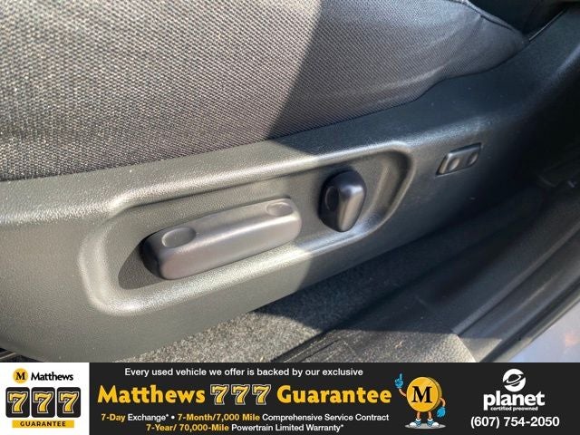 2022 Toyota Tacoma TRD Off-Road V6