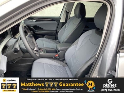 2025 Volkswagen Tiguan 2.0T SE