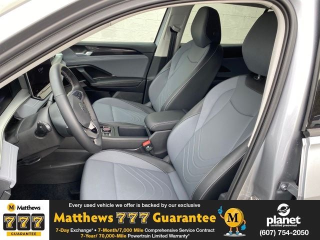 2025 Volkswagen Tiguan 2.0T SE