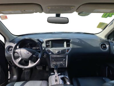 2020 Nissan Pathfinder SL