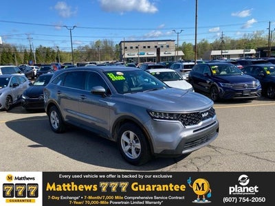 2023 Kia Sorento LX