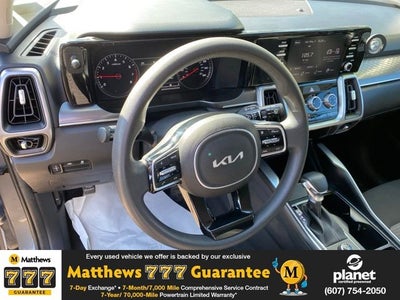 2023 Kia Sorento LX