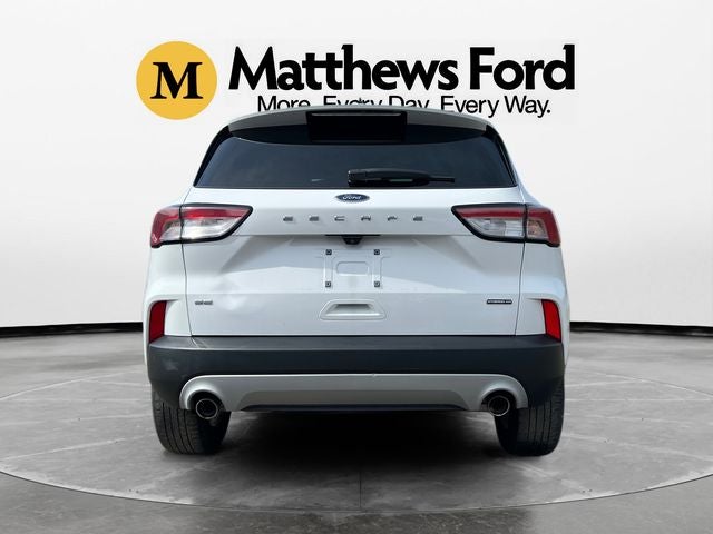 2022 Ford Escape Hybrid SE