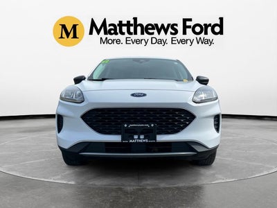 2022 Ford Escape Hybrid SE